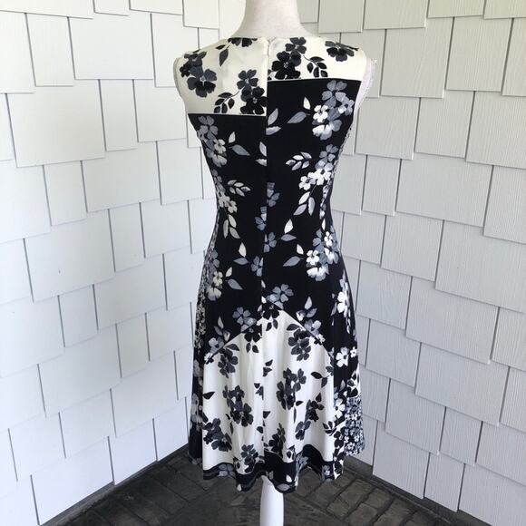 DKNY Women's Ivory Multi Asymmetrical Floral Sleeveless Fit & Flare Dress sz 2 - Picture 5 of 6